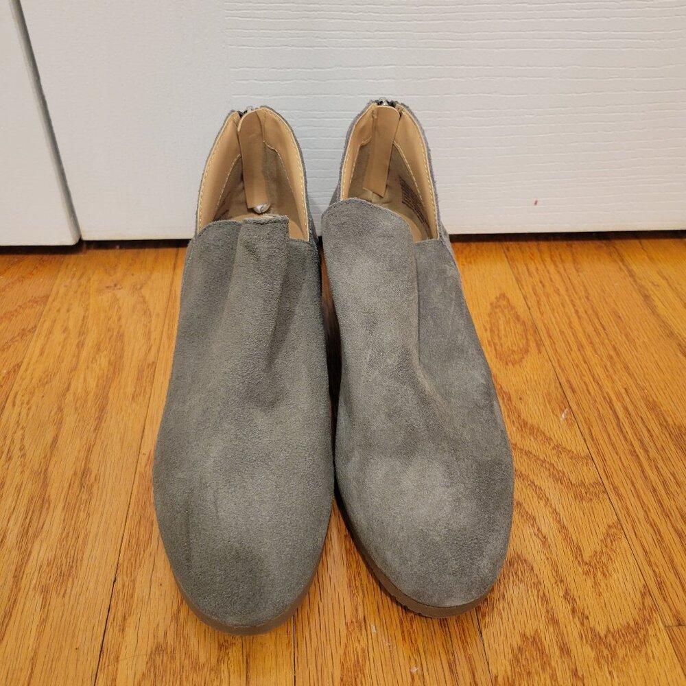 NWOT Kennth Cole Reaction Gray Booties, Size 7.5